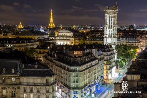 Tour Saint Jacques et Tour Eiffel depuis les toits de Paris